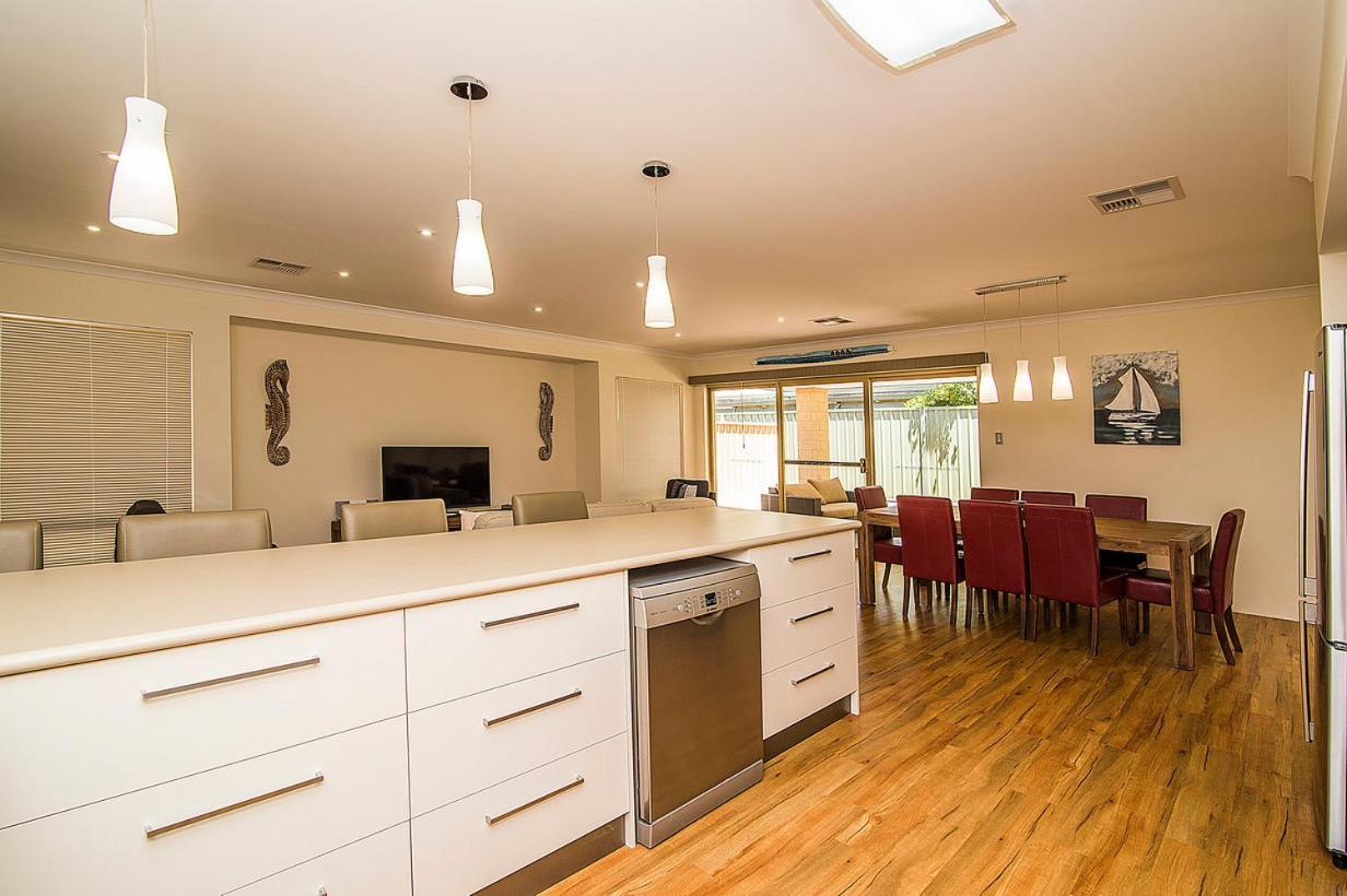 Busselton Holiday Home 外观 照片
